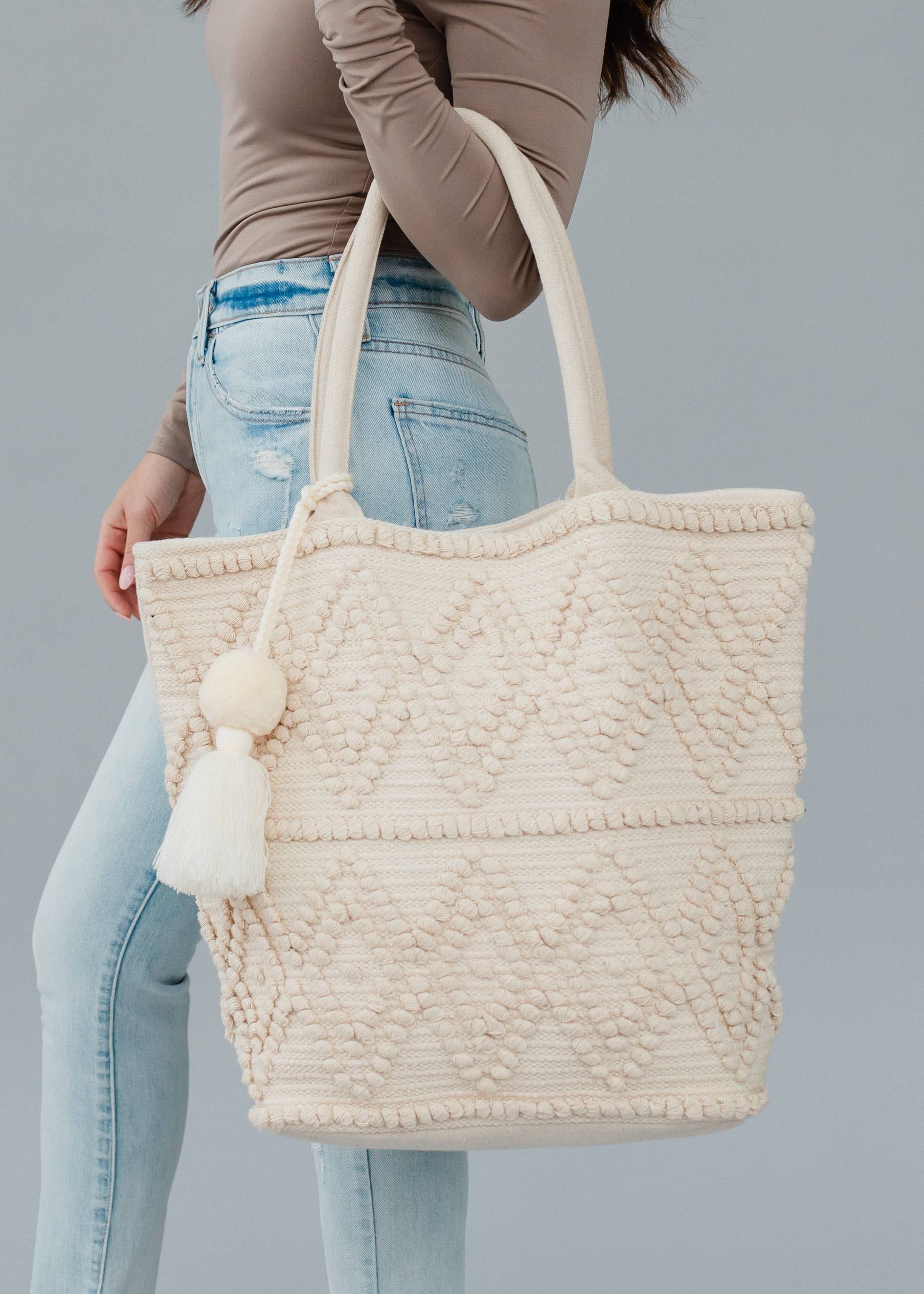 Ivory Diamond Pattern Tote - Spacious & Stylish. Plenty of Pattern